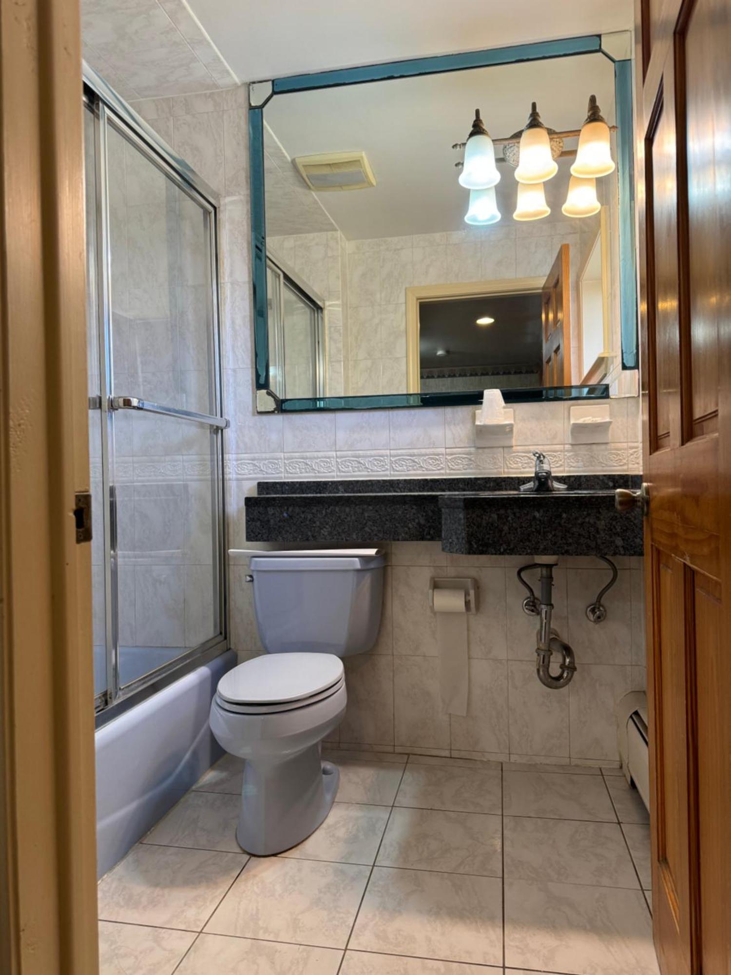 Royal Motel Secaucus Bagian luar foto