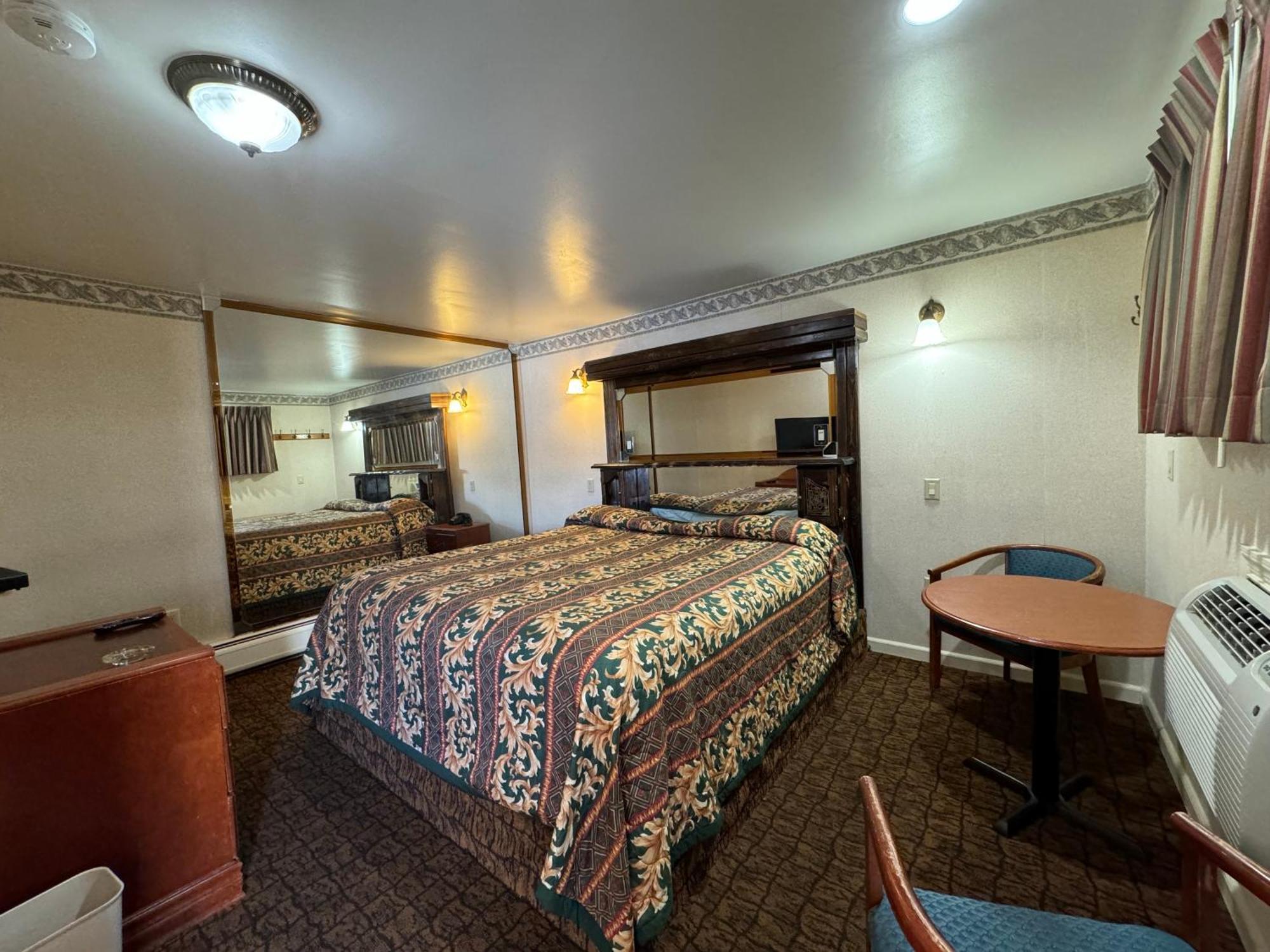 Royal Motel Secaucus Bagian luar foto